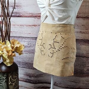 NEW SW3 BESPOKE 100% PIG SUEDE SILVER STUDED LINED MINI-SKIRT